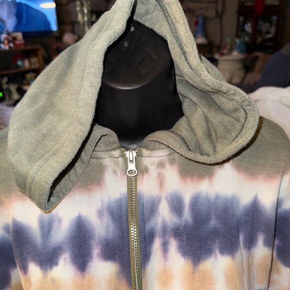 Aerie Hooded Half Zip Long Sleeve Sweatshirt - Picture 3 of 10